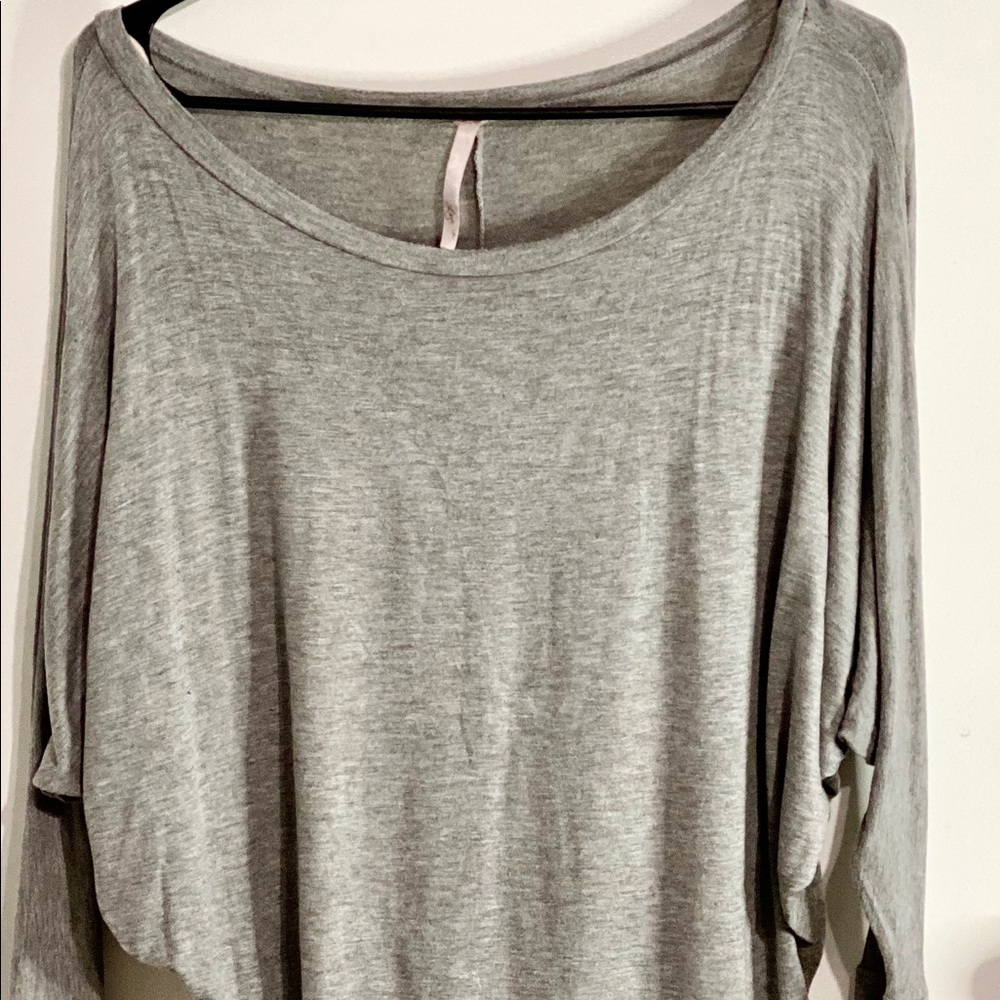 Oversized Gray Long Sleeve